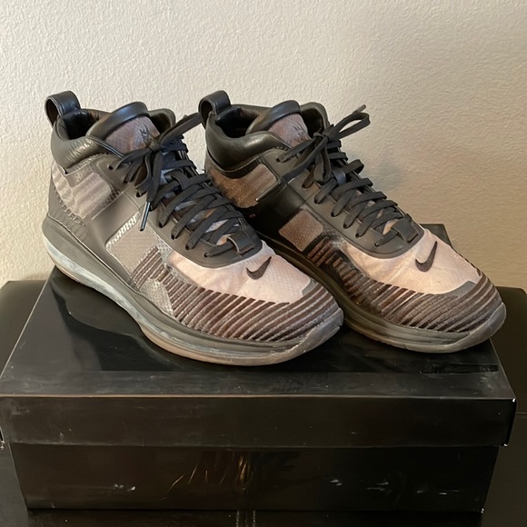 Size 9 Men’s Nike Lebron X JE Icon QS ‘John Elliott’ Black - Picture 1 of 7